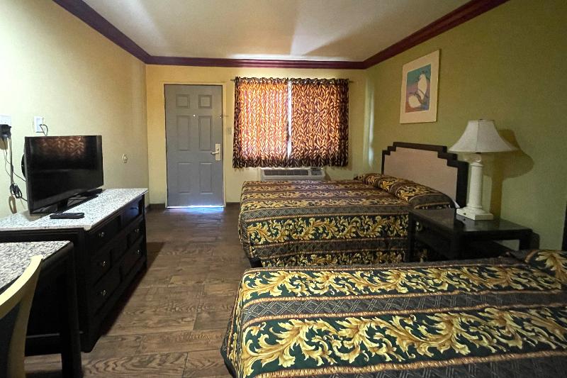 Sun Star Inn Los Banos image