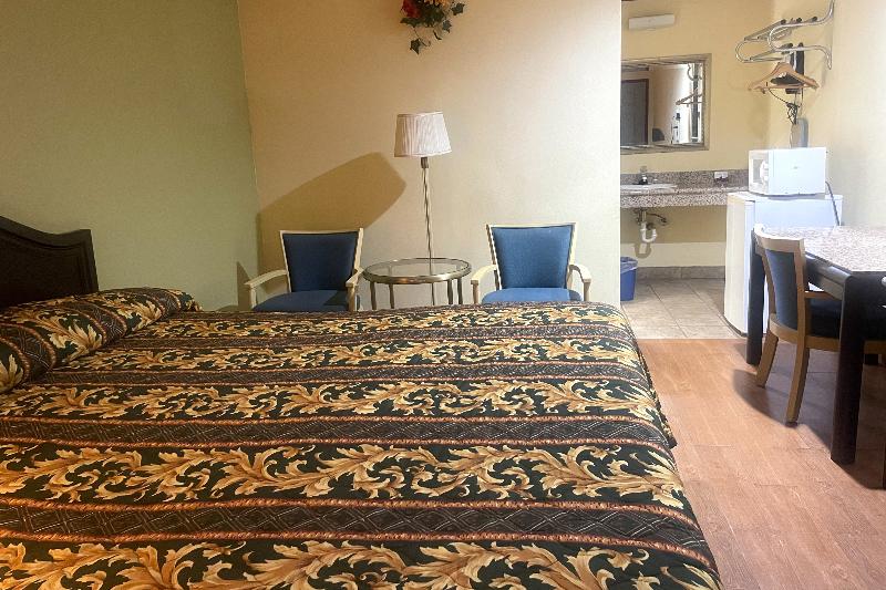 Sun Star Inn Los Banos image