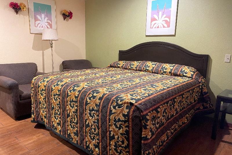 Sun Star Inn Los Banos image