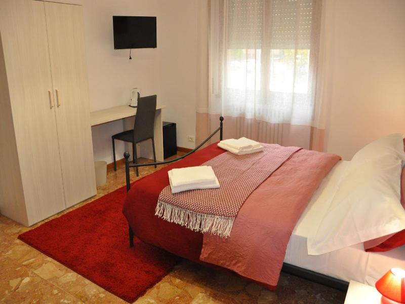 Citywalls Guest House Bergamo image