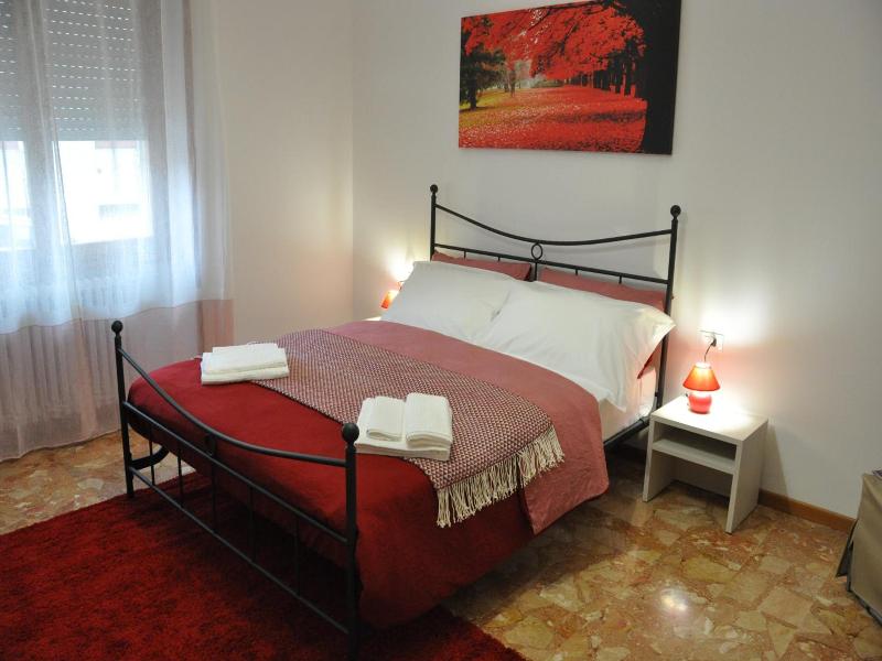 Citywalls Guest House Bergamo image