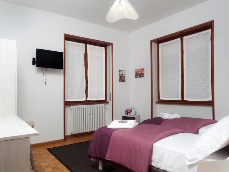 Citywalls Guest House Bergamo image