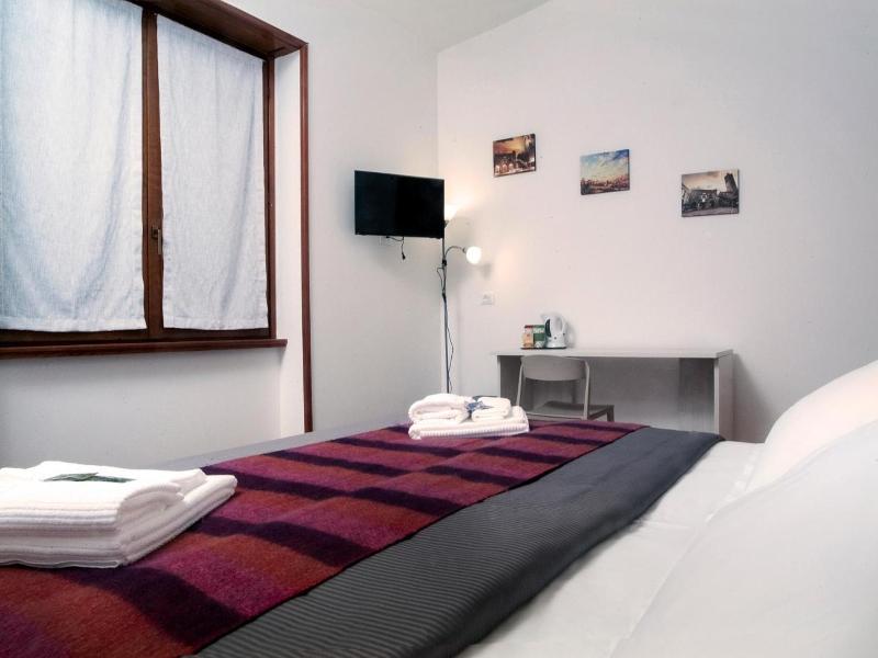 Citywalls Guest House Bergamo image