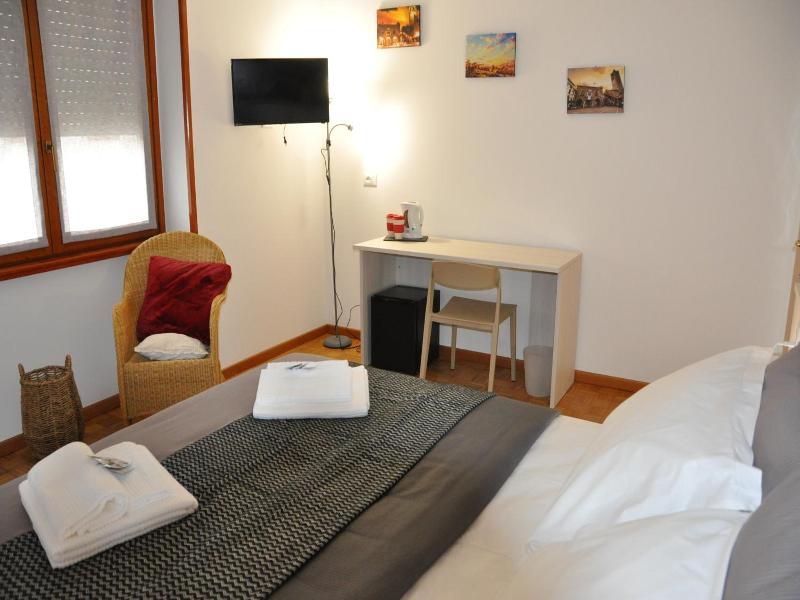Citywalls Guest House Bergamo image