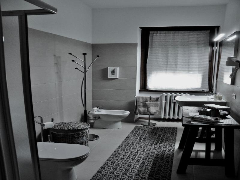 Citywalls Guest House Bergamo image