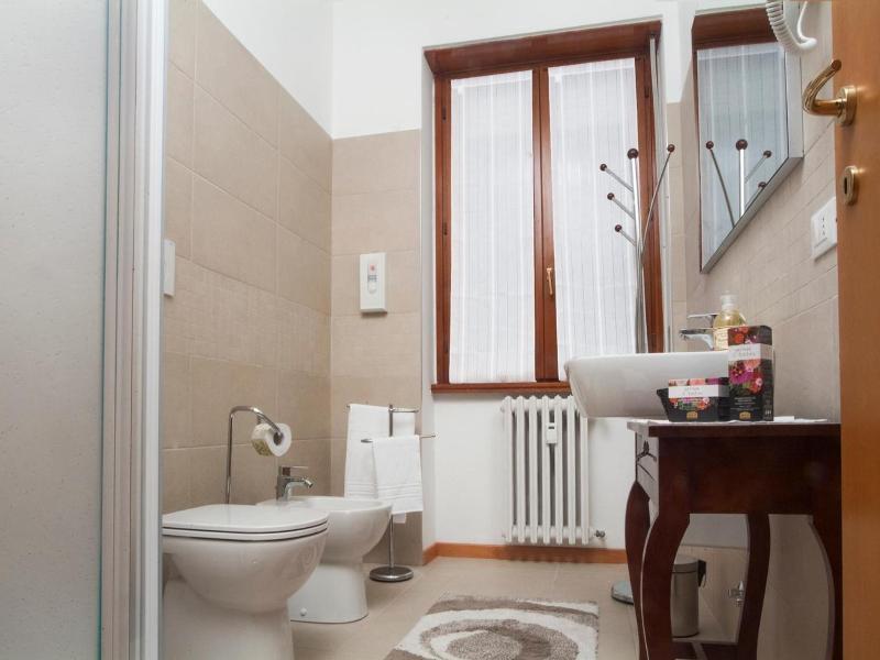 Citywalls Guest House Bergamo image