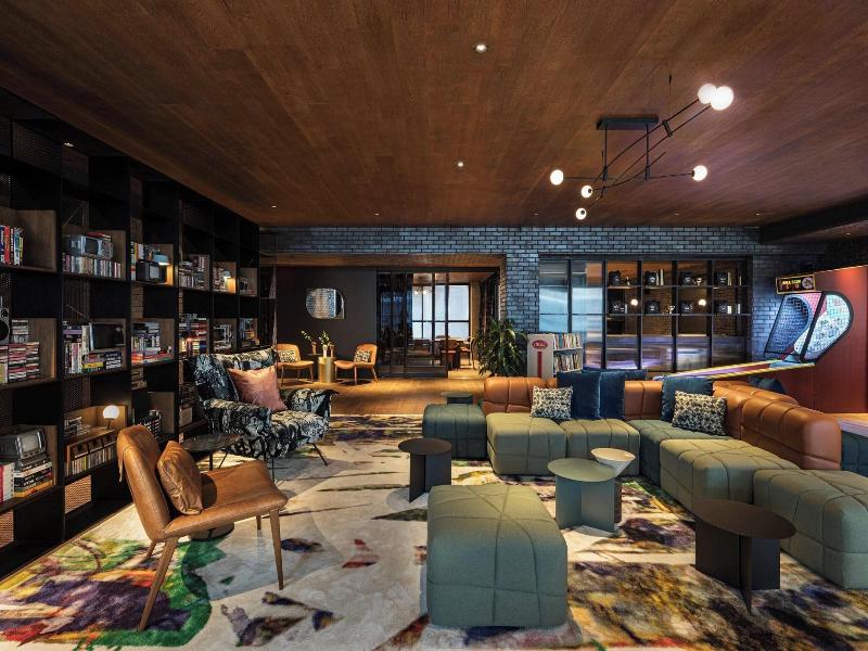 Moxy Nyc East Village image