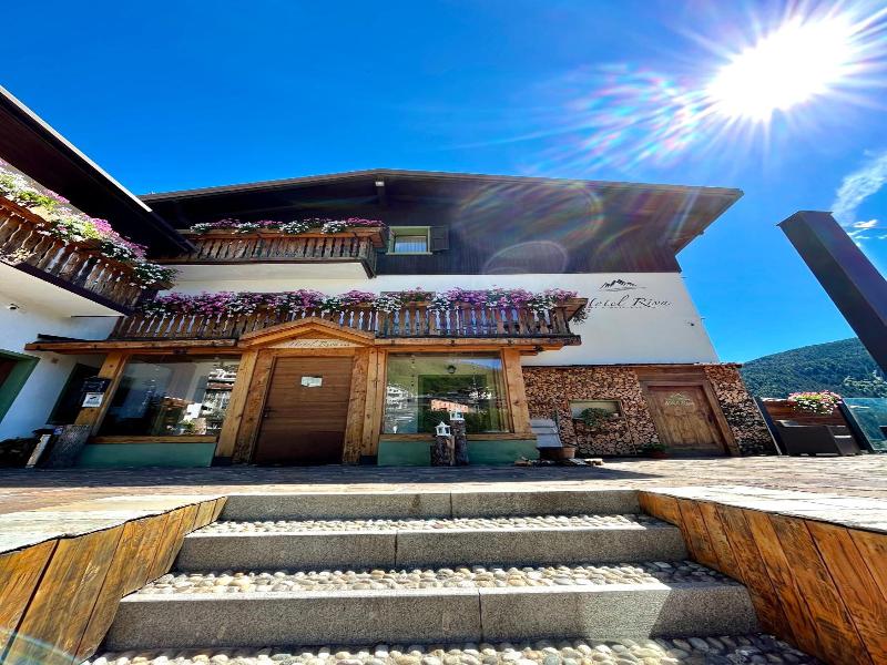 Hotel Riva Sport & Wellness image