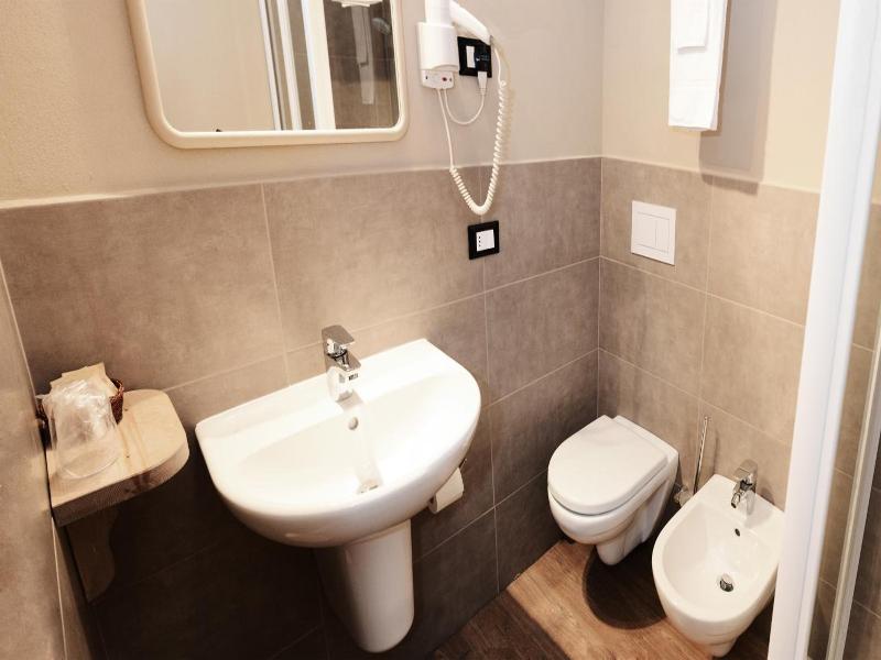 Hotel Riva Sport & Wellness image