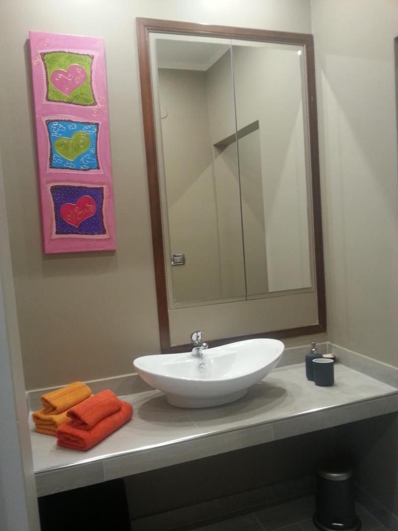 Bonadies Suite image