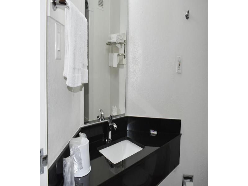 Motel 6 Springfield, Il image