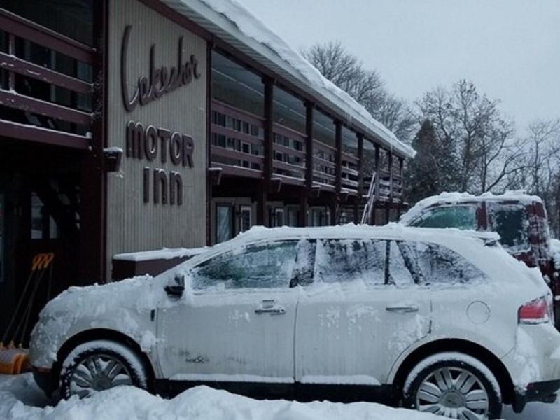 Lakeshor Motor Inn — general view