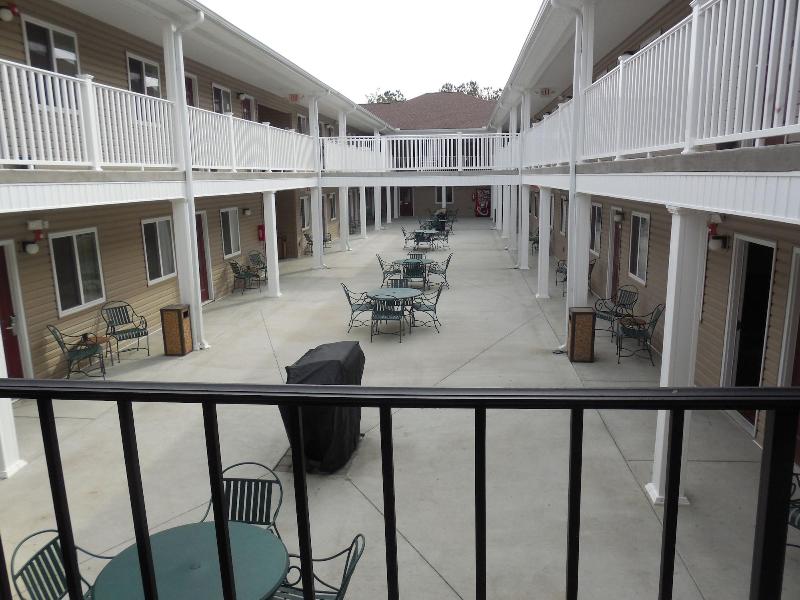Affordable Suites Of America Portage image