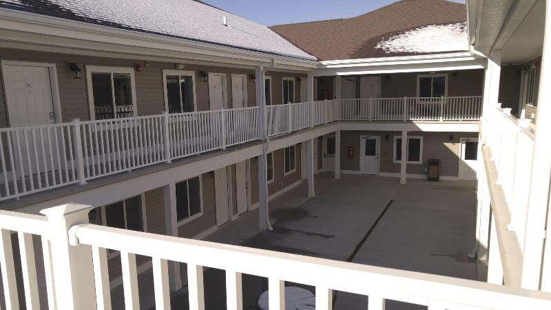 Affordable Suites Of America Portage image