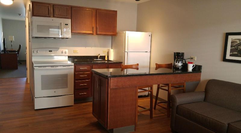 Affordable Suites Of America Portage image