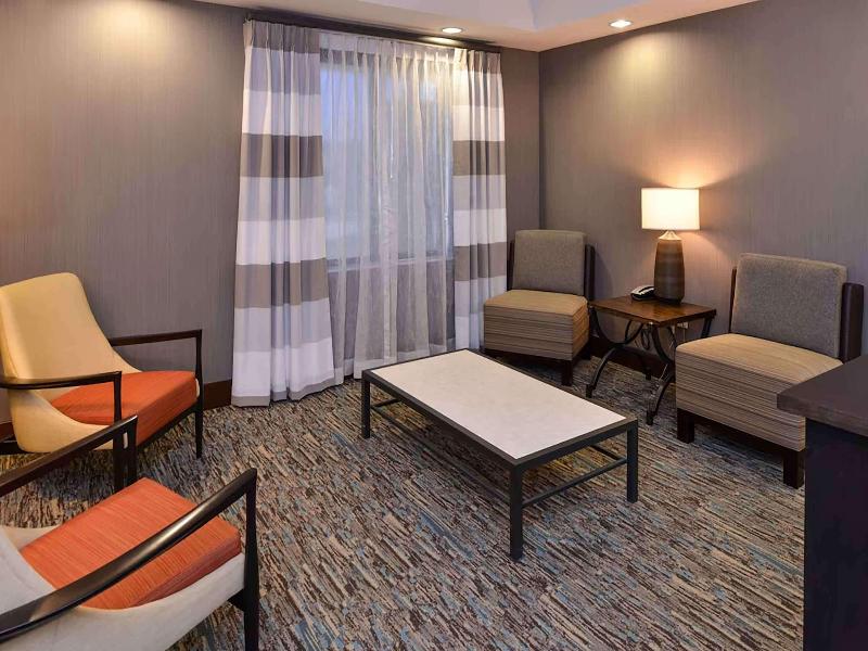 Legacy Suites Donaldsonville St. James image