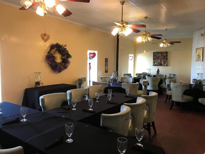 NOLA-GOULA Inns & Suites