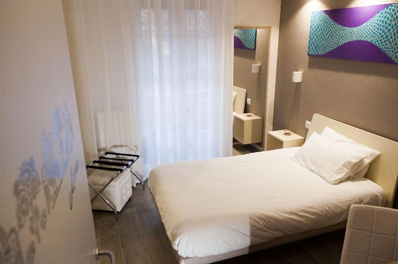 Villa Fenix image