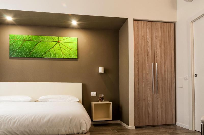 Villa Fenix image