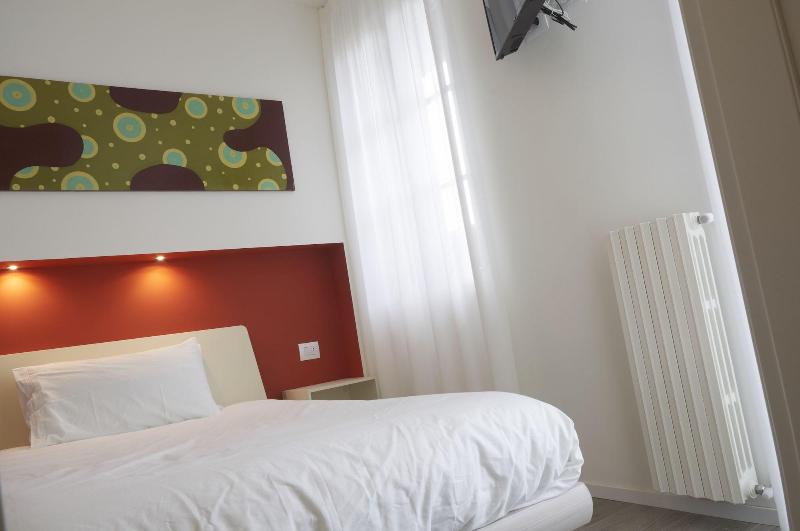Villa Fenix image