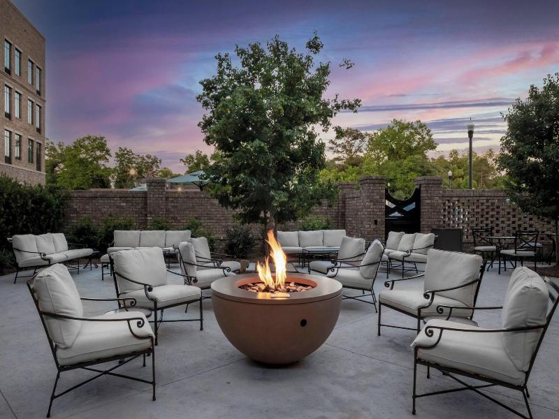 Courtyard Thomasville image