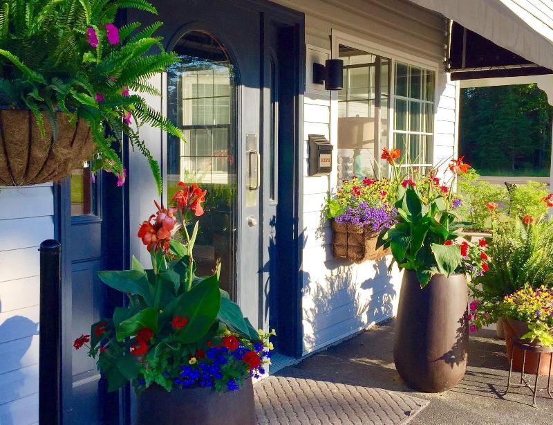 Clearwater Lakeshore Motel photo 2