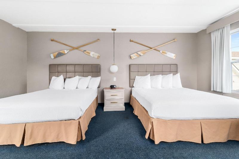 Clearwater Lakeshore Motel image