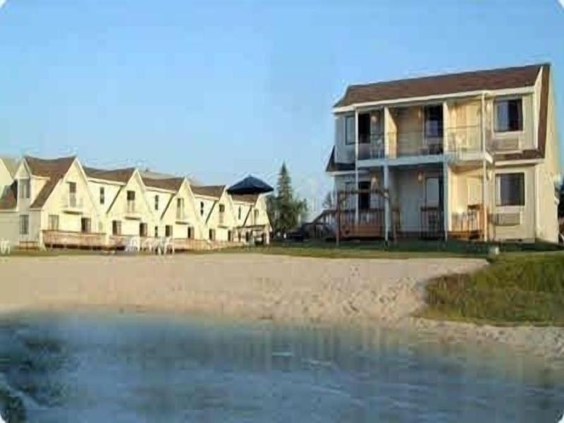 Bridge View Motel & Condo's — general view