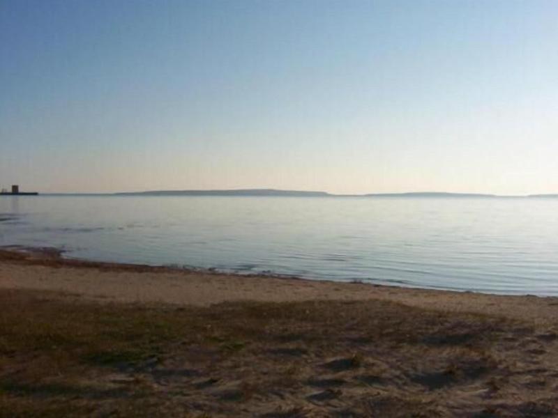 Waterfront Inn - Mackinaw City image