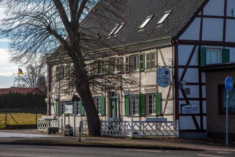 Lindenschänke Hotel garni image