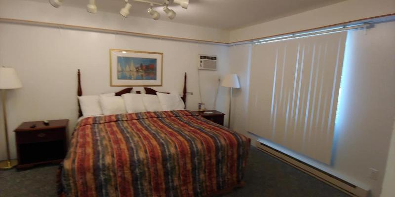 Sunrise Beach Motel — photo 22
