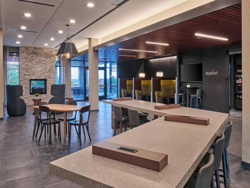 Courtyard By Marriott Petoskey At Victories Square image