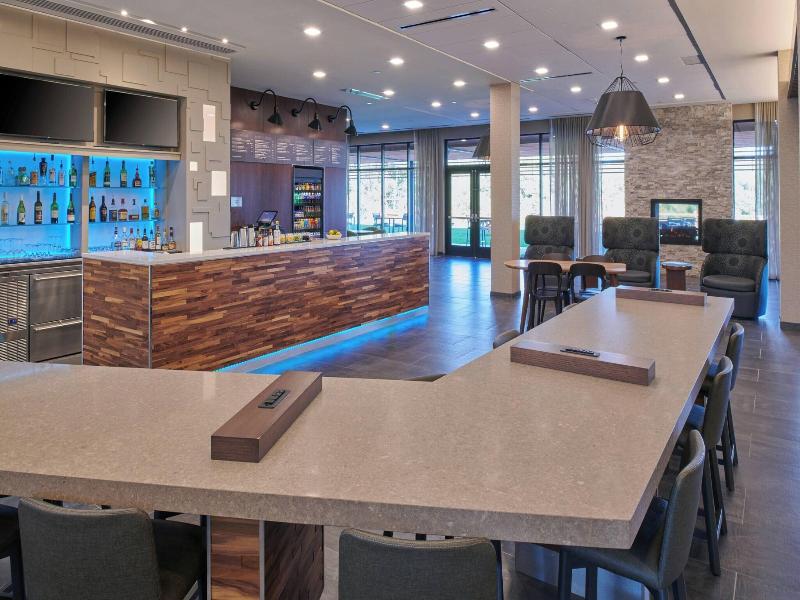 Courtyard By Marriott Petoskey At Victories Square image