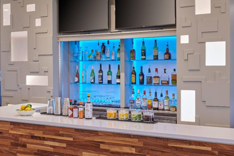Courtyard By Marriott Petoskey At Victories Square image