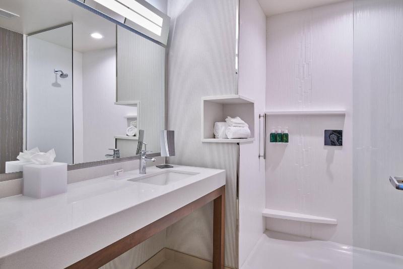 Courtyard By Marriott Petoskey At Victories Square image
