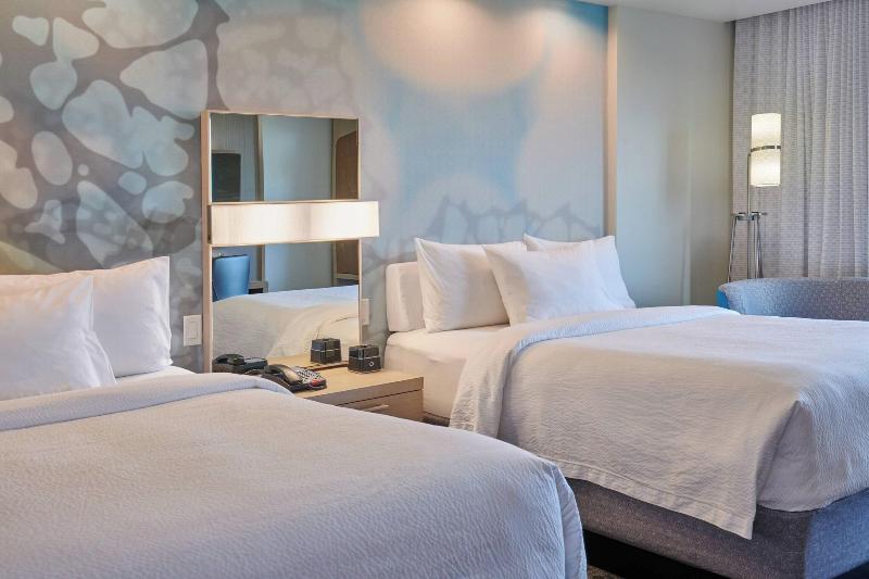 Courtyard By Marriott Petoskey At Victories Square image
