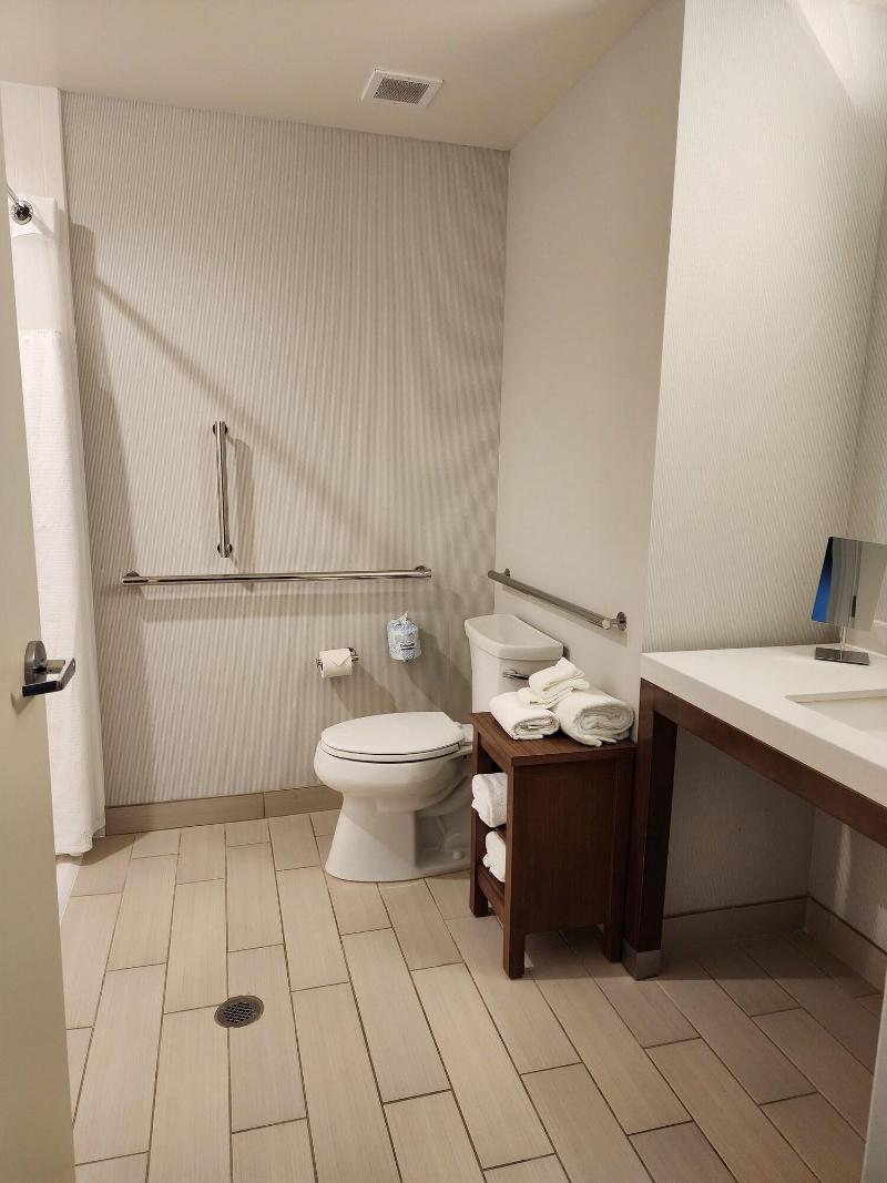 Courtyard By Marriott Petoskey At Victories Square image