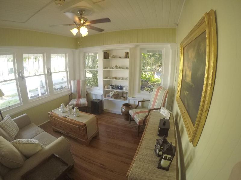 The Hibiscus House Bed And Breakfast image