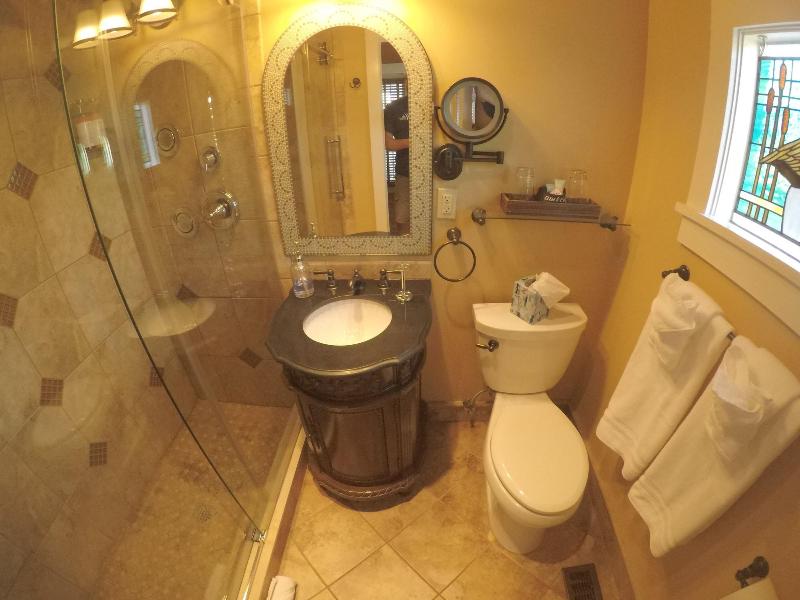 The Hibiscus House Bed And Breakfast image