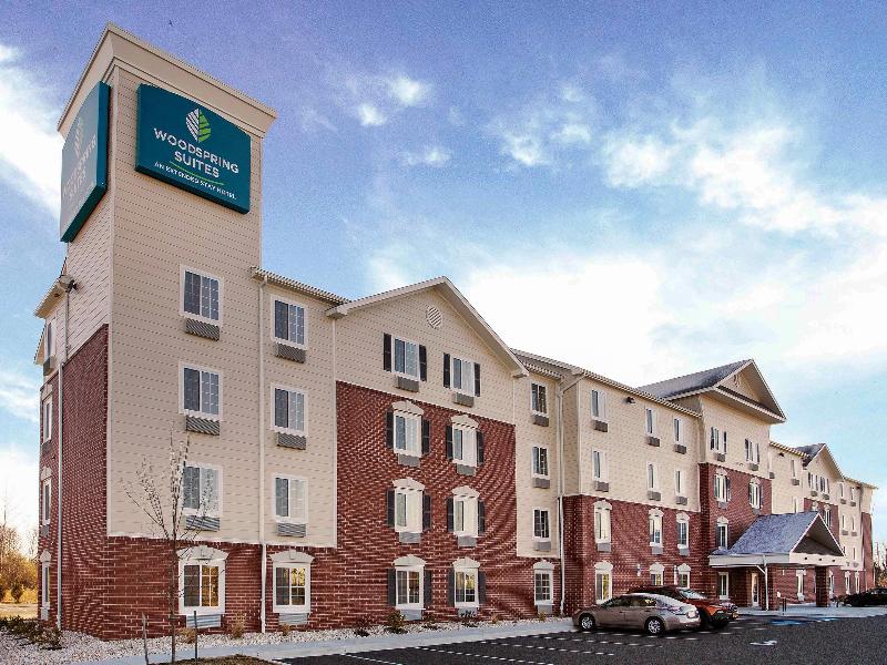 WoodSpring Suites Frederick I-70 image