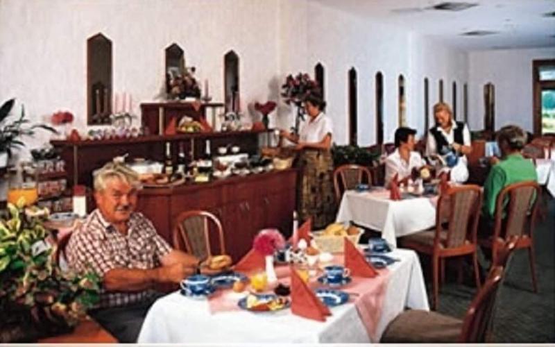 Landgasthof & Hotel Waldow image