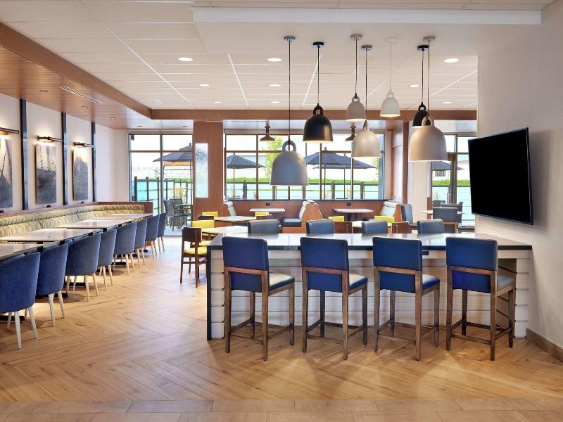 Fairfield Inn & Suites by Marriott Orillia image