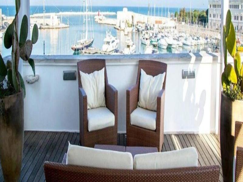 Suite Home Trani image