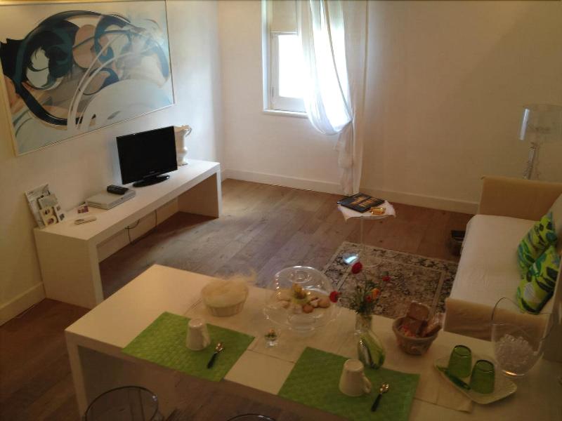 Suite Home Trani image