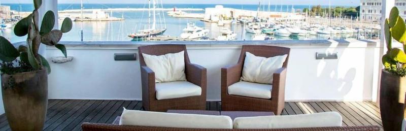 Suite Home Trani image