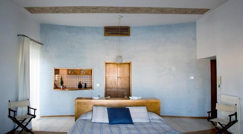 Suite Home Trani image