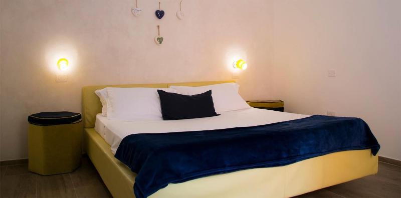 Suite Home Trani image