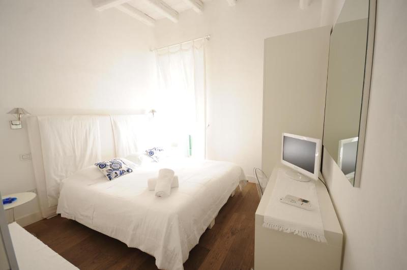 Suite Home Trani image