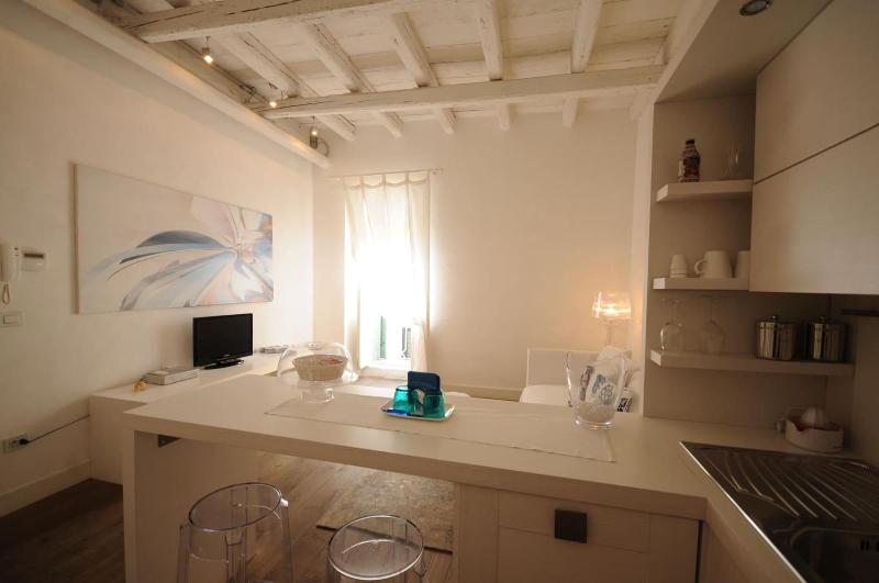 Suite Home Trani image