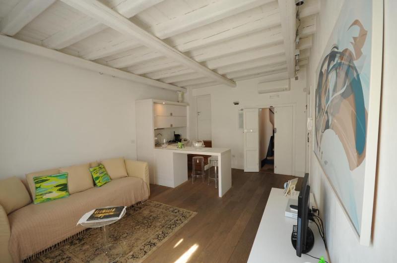 Suite Home Trani image